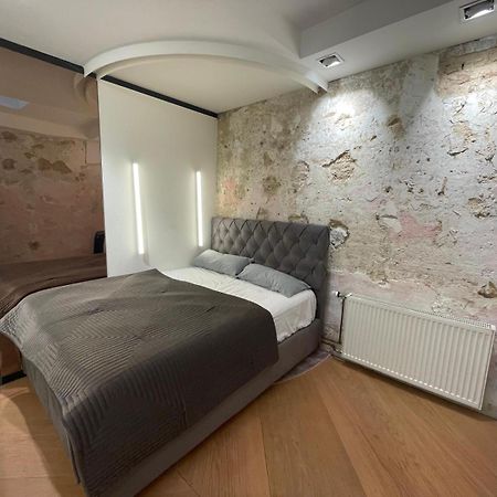 Budget Rooms Just For Sleeping - Digital Access Кёльн Экстерьер фото