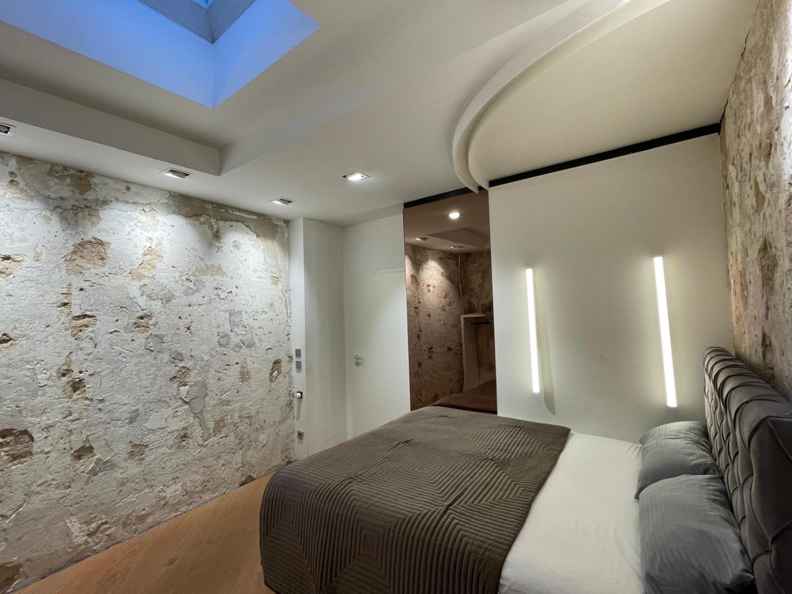 Budget Rooms Just For Sleeping - Digital Access Кёльн Экстерьер фото